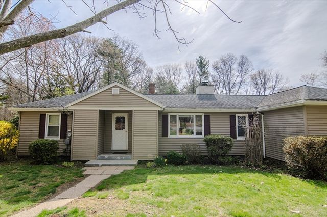1063 Lebanon Hill Road, Southbridge, MA 01550