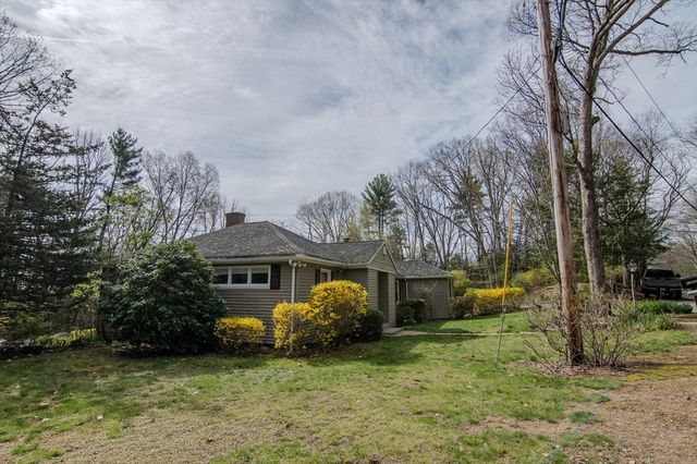 1063 Lebanon Hill Road, Southbridge, MA 01550