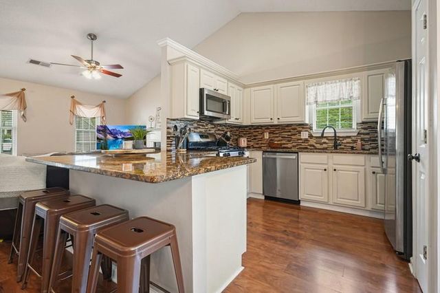 4306 Orange Court NW, Acworth, GA 30101