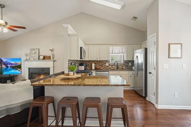 4306 Orange Court NW, Acworth, GA 30101