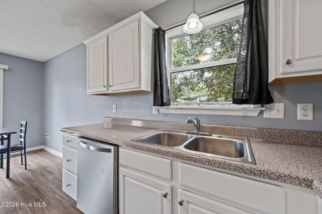 1102 Audrey Court, Jacksonville, NC 28540