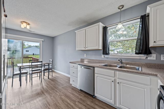 1102 Audrey Court, Jacksonville, NC 28540