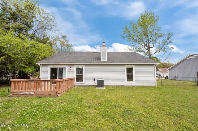 1102 Audrey Court, Jacksonville, NC 28540