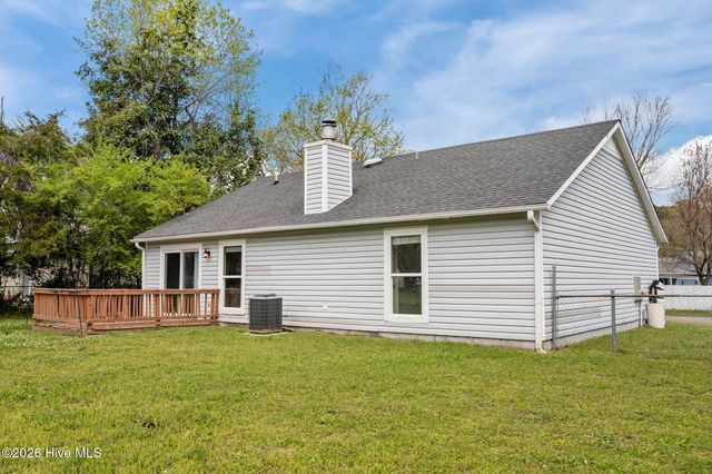 1102 Audrey Court, Jacksonville, NC 28540