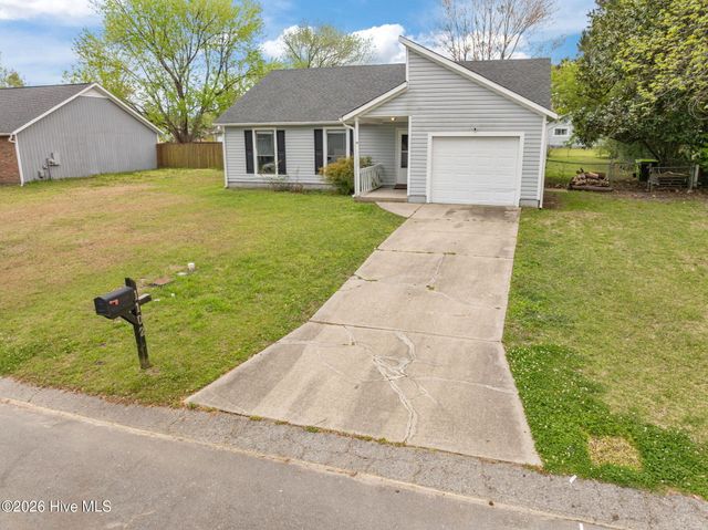 1102 Audrey Court, Jacksonville, NC 28540