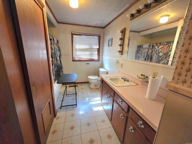 42 Pontiac Road, Cherokee Village, AR 72529