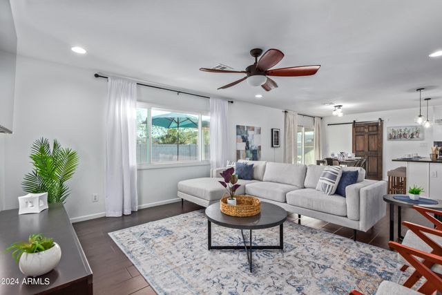 1645 E MANHATTON Drive, Tempe, AZ 85282