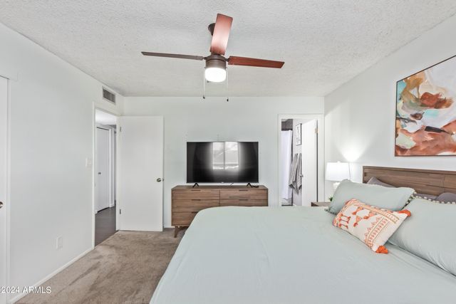 1645 E MANHATTON Drive, Tempe, AZ 85282