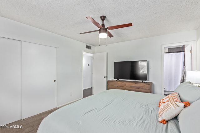 1645 E MANHATTON Drive, Tempe, AZ 85282