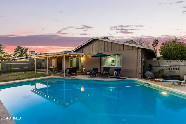 1645 E MANHATTON Drive, Tempe, AZ 85282