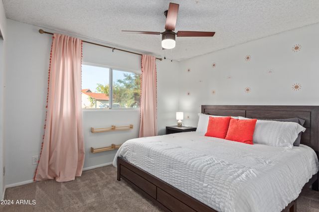 1645 E MANHATTON Drive, Tempe, AZ 85282