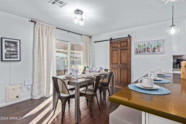 1645 E MANHATTON Drive, Tempe, AZ 85282