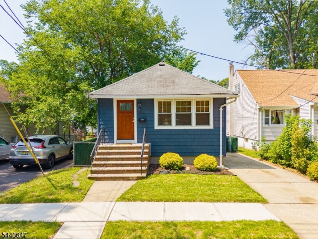 442 W Scott Ave, Rahway City, NJ 07065 — photo 2