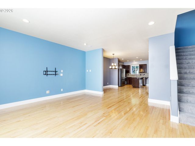 9149 Sw SWEEK Dr, Tualatin, OR 97062