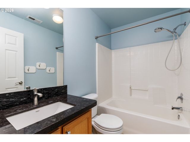 9149 Sw SWEEK Dr, Tualatin, OR 97062