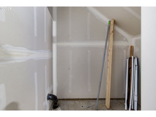 9149 Sw SWEEK Dr, Tualatin, OR 97062