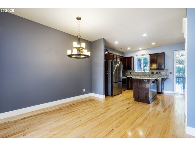 9149 Sw SWEEK Dr, Tualatin, OR 97062