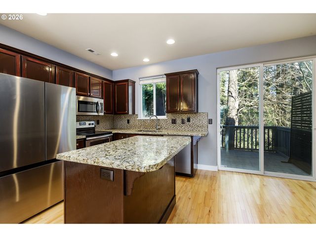 9149 Sw SWEEK Dr, Tualatin, OR 97062