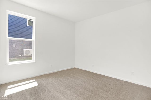 588 Bluestem Lane, New Whiteland, IN 46184