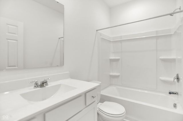 588 Bluestem Lane, New Whiteland, IN 46184