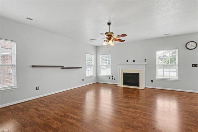 413 Quaker Ridge CT, Suffolk, VA 23435