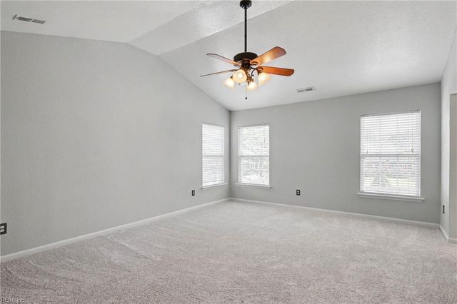 413 Quaker Ridge CT, Suffolk, VA 23435