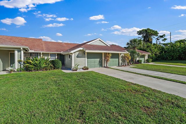 1532 SE Gurley Court, Port St. Lucie, Port St Lucie, FL 34952