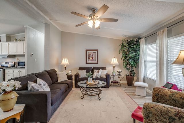 4505 Williams Drive, Granbury, TX 76049