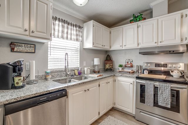 4505 Williams Drive, Granbury, TX 76049