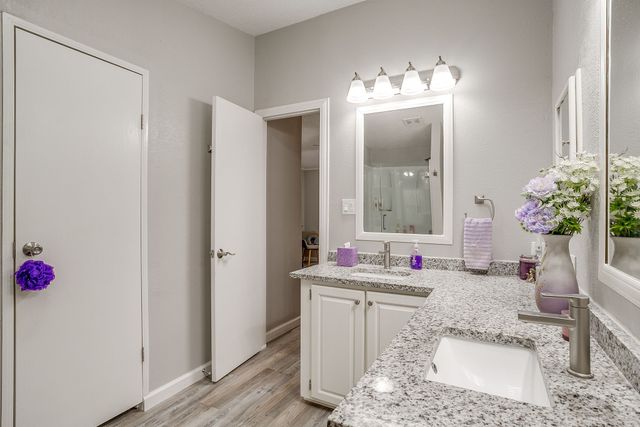 4505 Williams Drive, Granbury, TX 76049