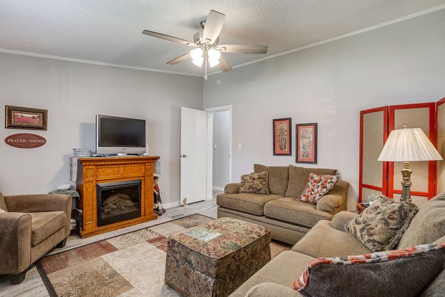 4505 Williams Drive, Granbury, TX 76049