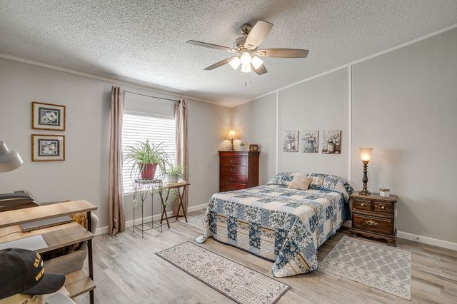 4505 Williams Drive, Granbury, TX 76049