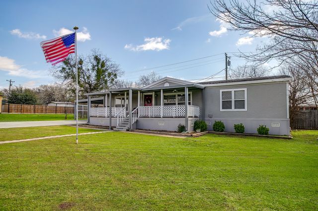 4505 Williams Drive, Granbury, TX 76049