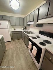 2230 E Fort Lowell Road, Tucson, AZ 85719