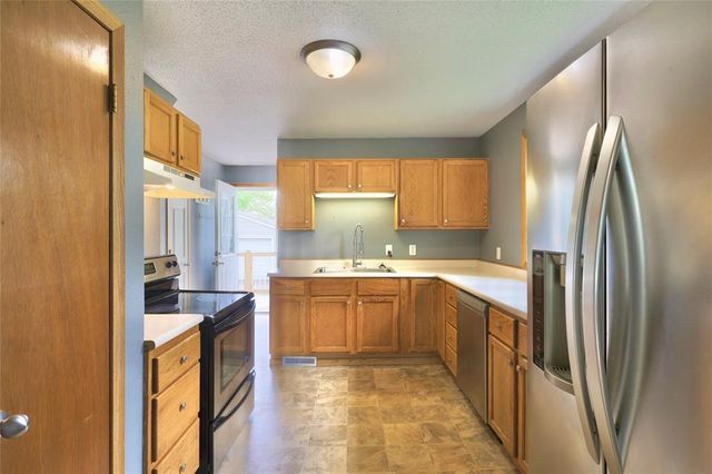 1533 E Madison Street, Eau Claire, WI 54703