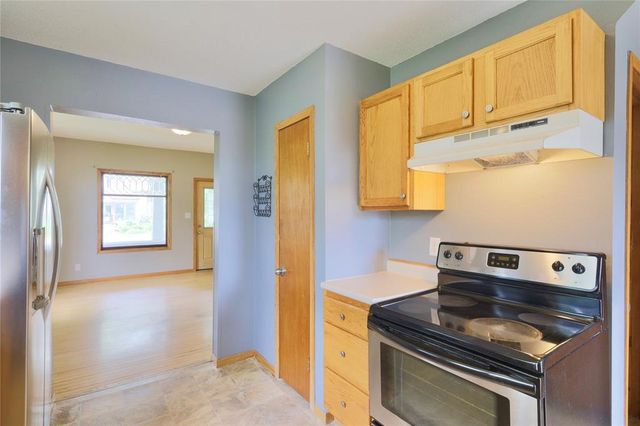 1533 E Madison Street, Eau Claire, WI 54703