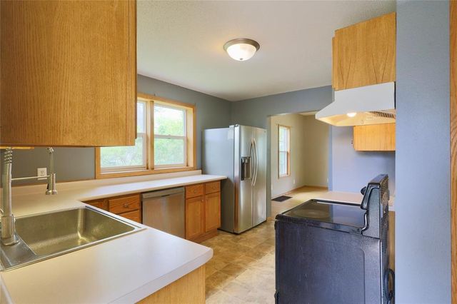 1533 E Madison Street, Eau Claire, WI 54703