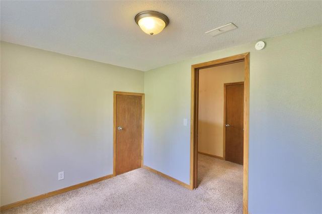 1533 E Madison Street, Eau Claire, WI 54703