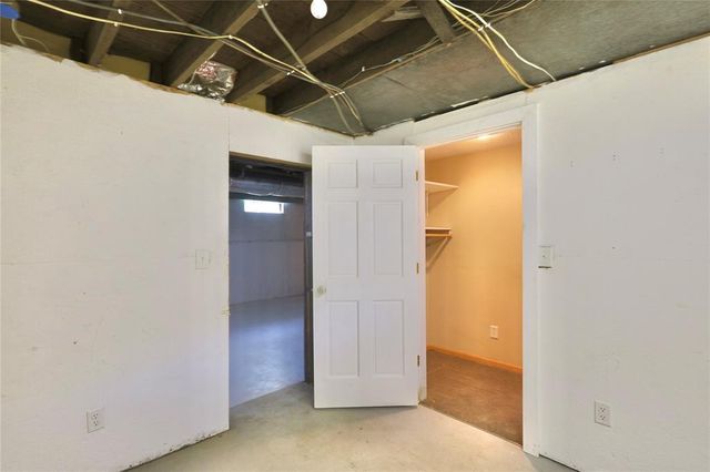 1533 E Madison Street, Eau Claire, WI 54703