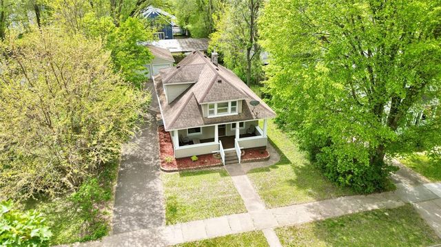 1533 E Madison Street, Eau Claire, WI 54703