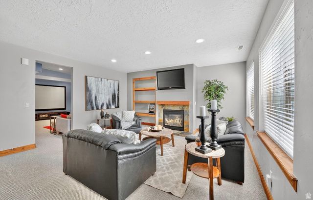 587 W CEPHUS RD, Draper, UT 84020