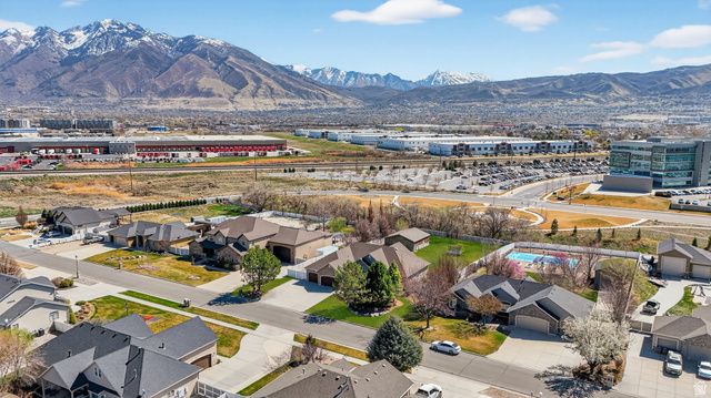 587 W CEPHUS RD, Draper, UT 84020