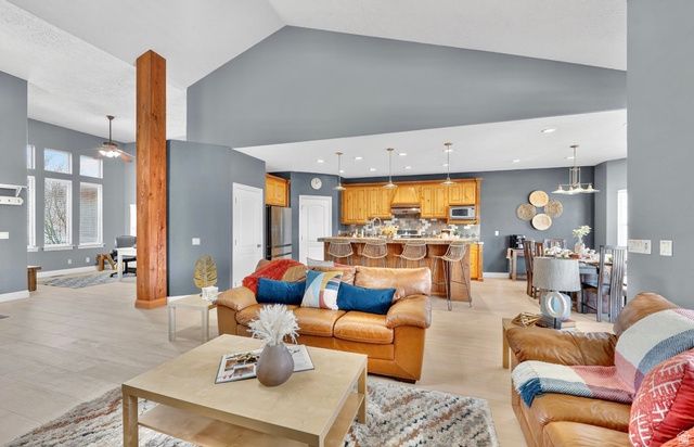 587 W CEPHUS RD, Draper, UT 84020