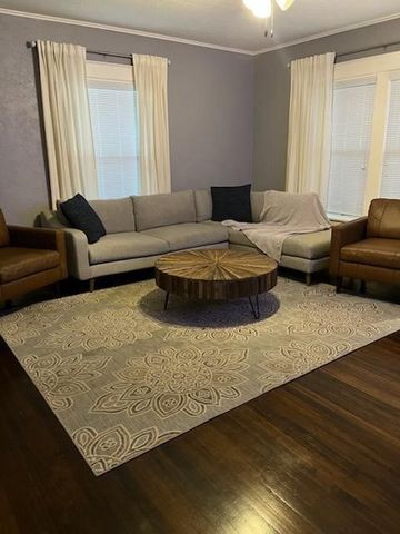 1226 W Woodard Street, Denison, TX 75020