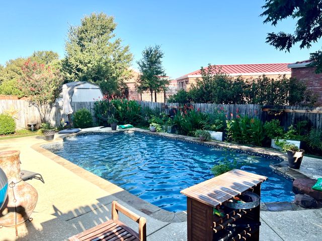 9065 Blue Ridge Trail, Fort Worth, TX 76118