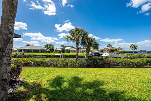 1102 SE Mitchell Avenue 205, Port St. Lucie, FL 34952