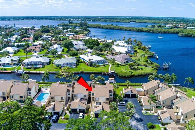 1102 SE Mitchell Avenue 205, Port St. Lucie, FL 34952