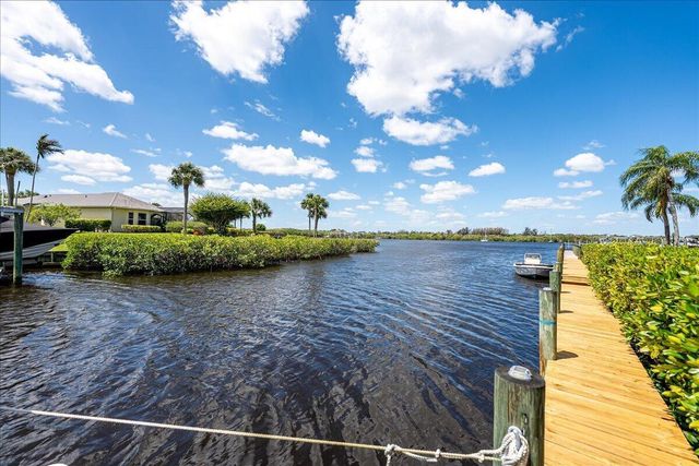1102 SE Mitchell Avenue 205, Port St. Lucie, FL 34952