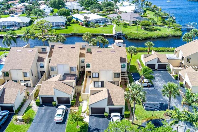 1102 SE Mitchell Avenue 205, Port St. Lucie, FL 34952