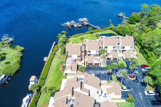 1102 SE Mitchell Avenue 205, Port St. Lucie, FL 34952